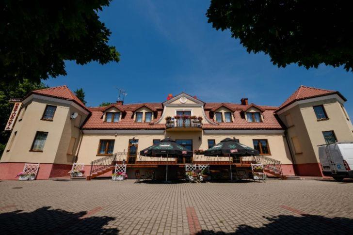 Hotel Palacowa Narol Exteriör bild