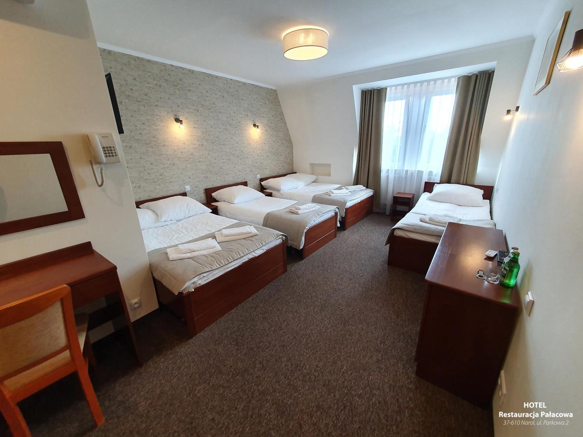 Hotel Palacowa Narol Exteriör bild